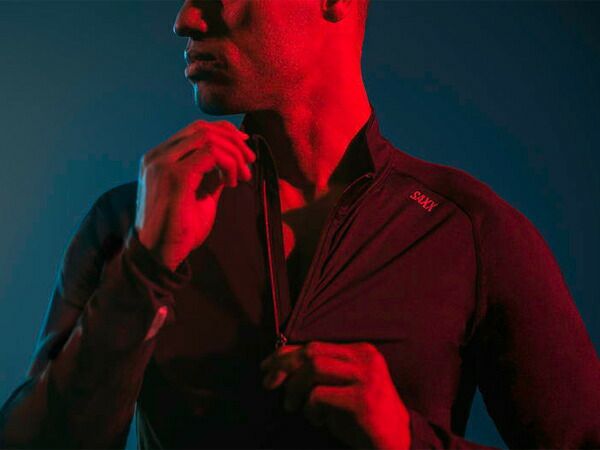 【送料無料】サックスアンダーウェアー：【メンズ】PERFORMANCETHERMOFLYTELONGSLEEVETOP【SAXXUNDERWEARスポーツトレーニング長袖ロングスリーブトップス】【あす楽_土曜営業】【あす楽_日曜営業】