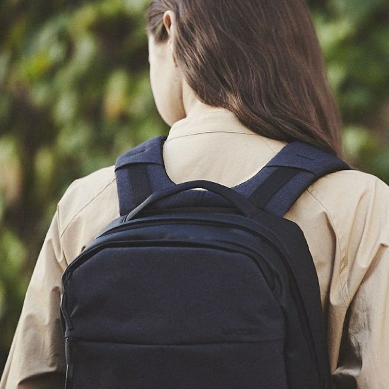 インケースincaseシティドットバックパックCityDotBackpackユニセックス秋冬バッグブラックグレーカジュアルオフィスタウンユースバッグパックリュックカジュアルバッグリュック37191017BLACKHeatherBlack