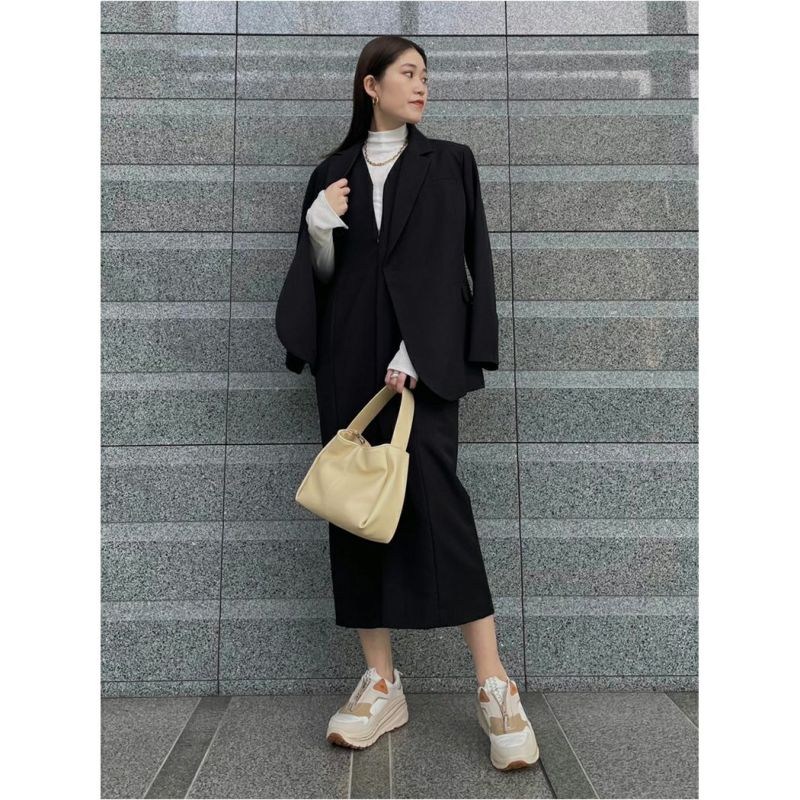 エミ emmi emmi atelier コンフォートストレッチジャケット