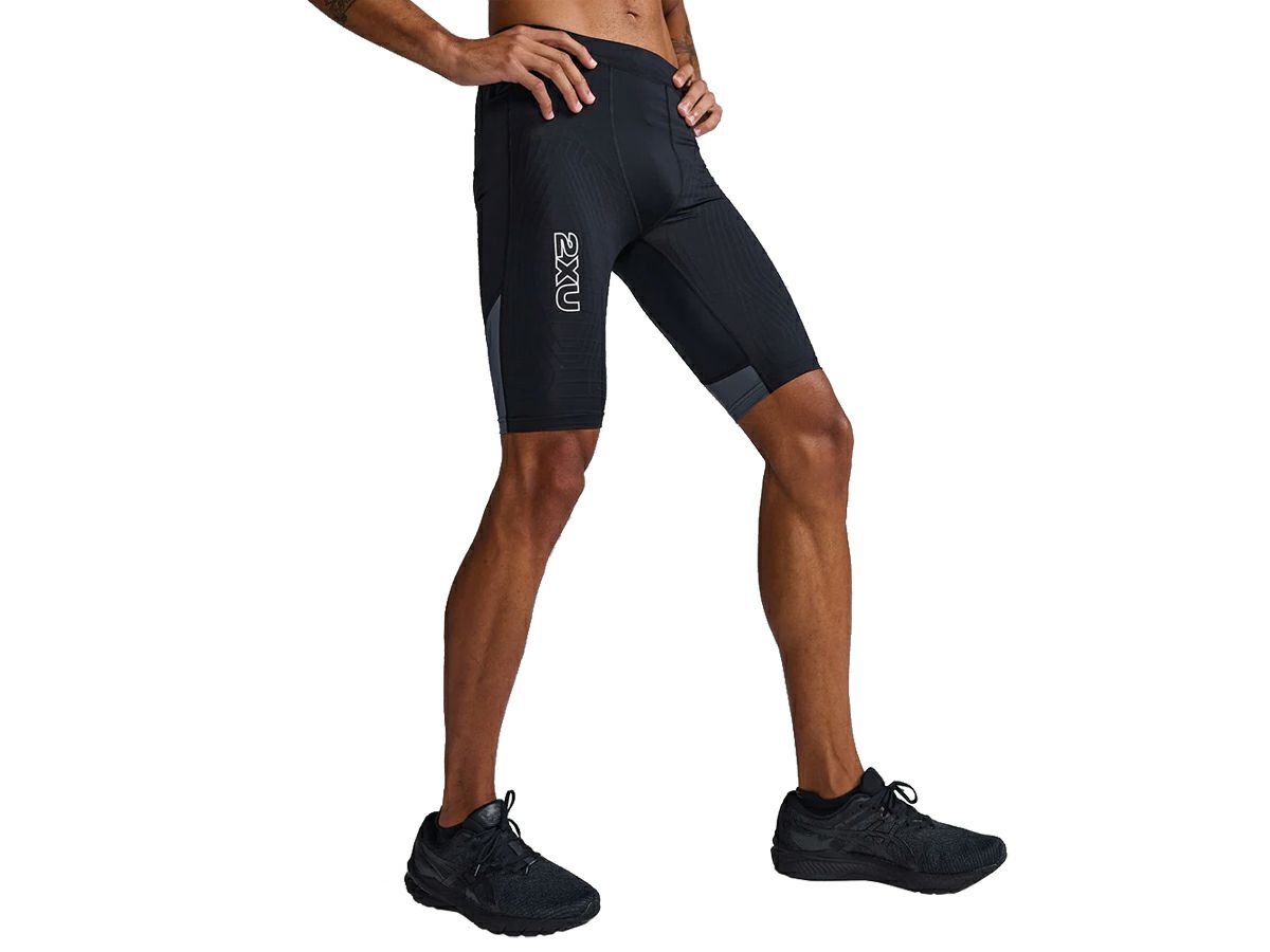 2xu ツータイムズユー ハーフタイツ Sサイズ