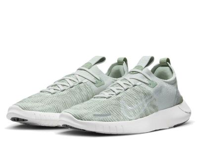 Nike Free ランニングシューズ オリーブグリーン Nike Free ランニング