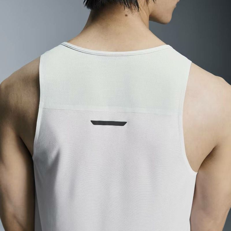 ommo TANK タンクトップ　ノースリーブ アンダーアーマー（UNDER ARMOUR）（メンズ）タンクトップ
