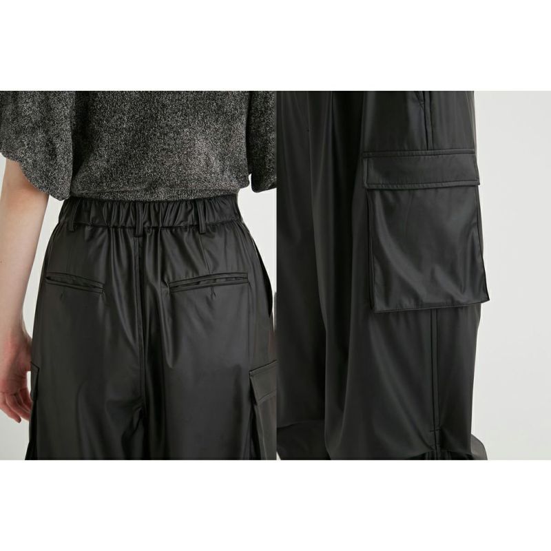 emmi / タックドロストフォルムカーゴパンツ emmi（エミ） タックドロストフォルムカーゴパンツ 黒 - パンツ