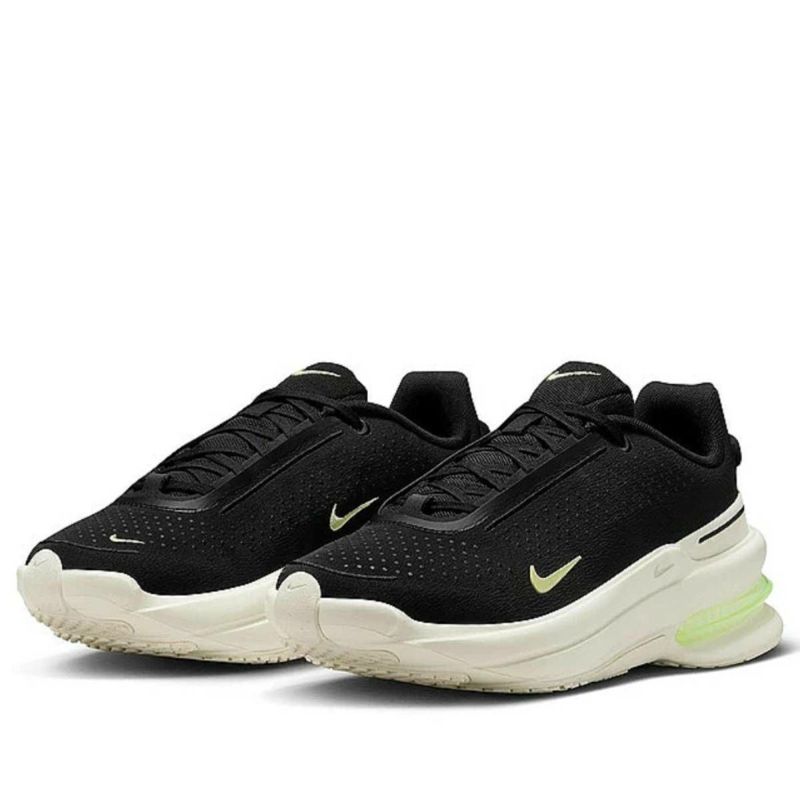 ★NIKE★大人気★AIR ZOOM UPTURN SC★追跡可 ☆NIKE☆大人気☆AIR ZOOM UPTURN SC☆追跡可 (Nike/スニーカー