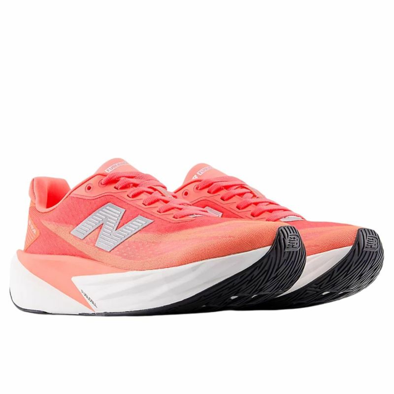 ニューバランス　FuelCell Rebel v5 【フューエルセルレベルv5】 New Balance ニューバランス FuelCell Rebel v5 フューエルセル