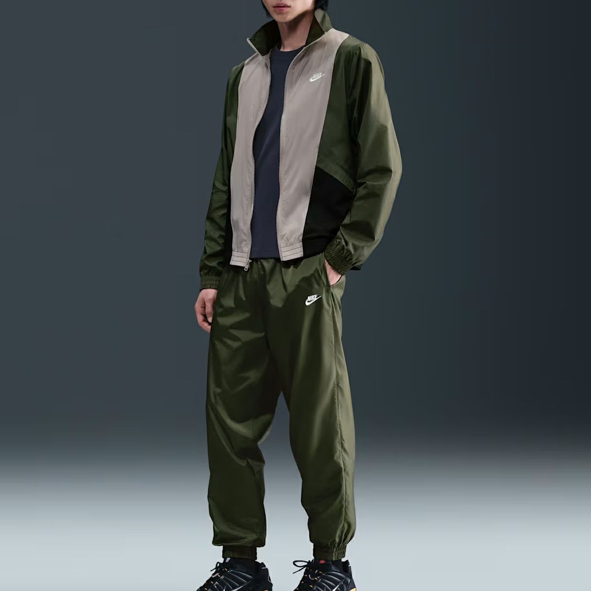 定価2.8万❗️DESCENTE ナイロンパンツ パッカブル テック y2k 定価2.8万❗️DESCENTE ナイロンパンツ パッカブル テック y2k - メルカリ