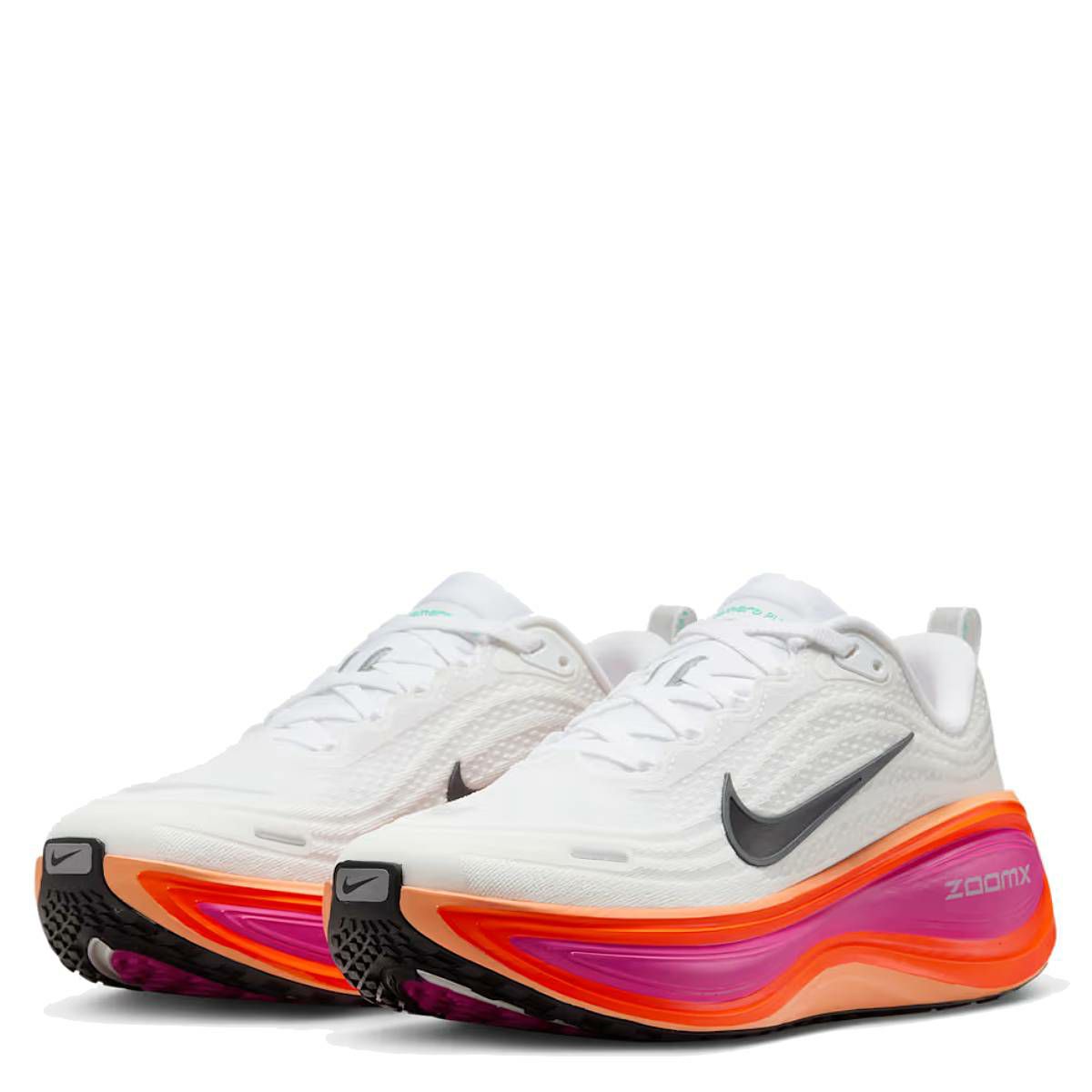 ナイキ ボメロ プラス レディーススニーカー Nike Vomero Plus Women's Road Running Shoes. Nike.com