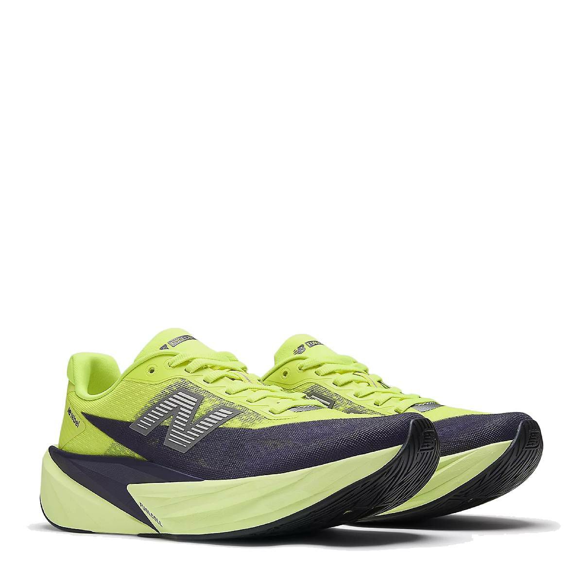 ニューバランス フューエルセル スーパーコンプ エリート v5